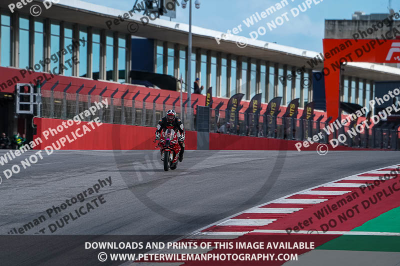 motorbikes;no limits;peter wileman photography;portimao;portugal;trackday digital images